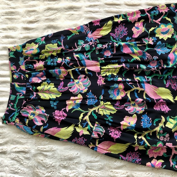 Banjanan Cara Skirt in Silk Crepe - Picture 9 of 11